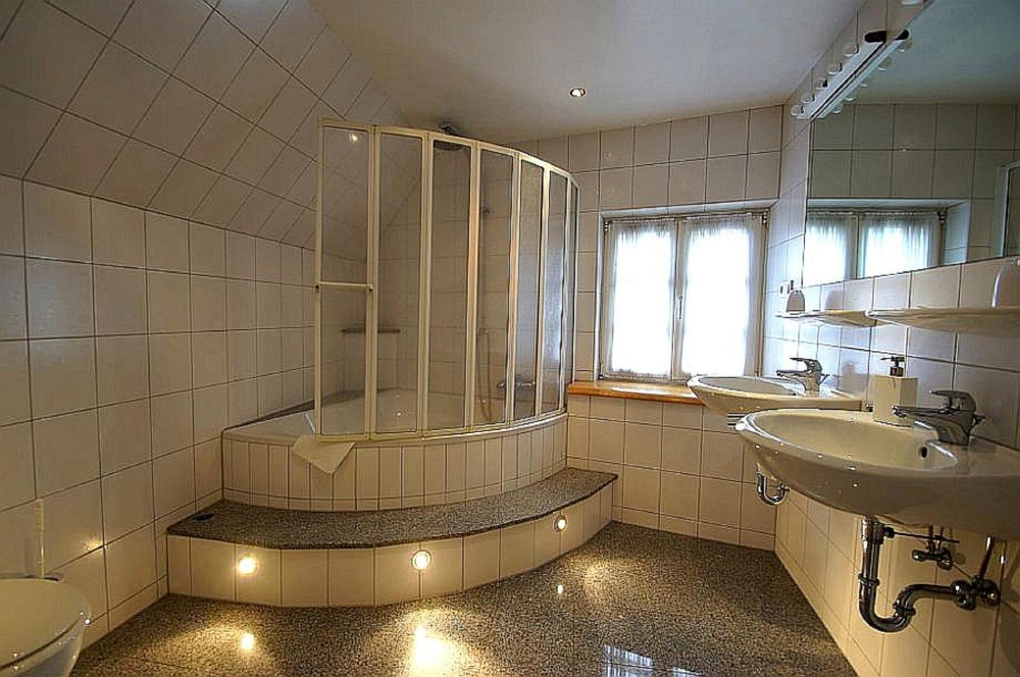 Elektro-Hotel Rosenhaus Gmbh Velbert Rom bilde